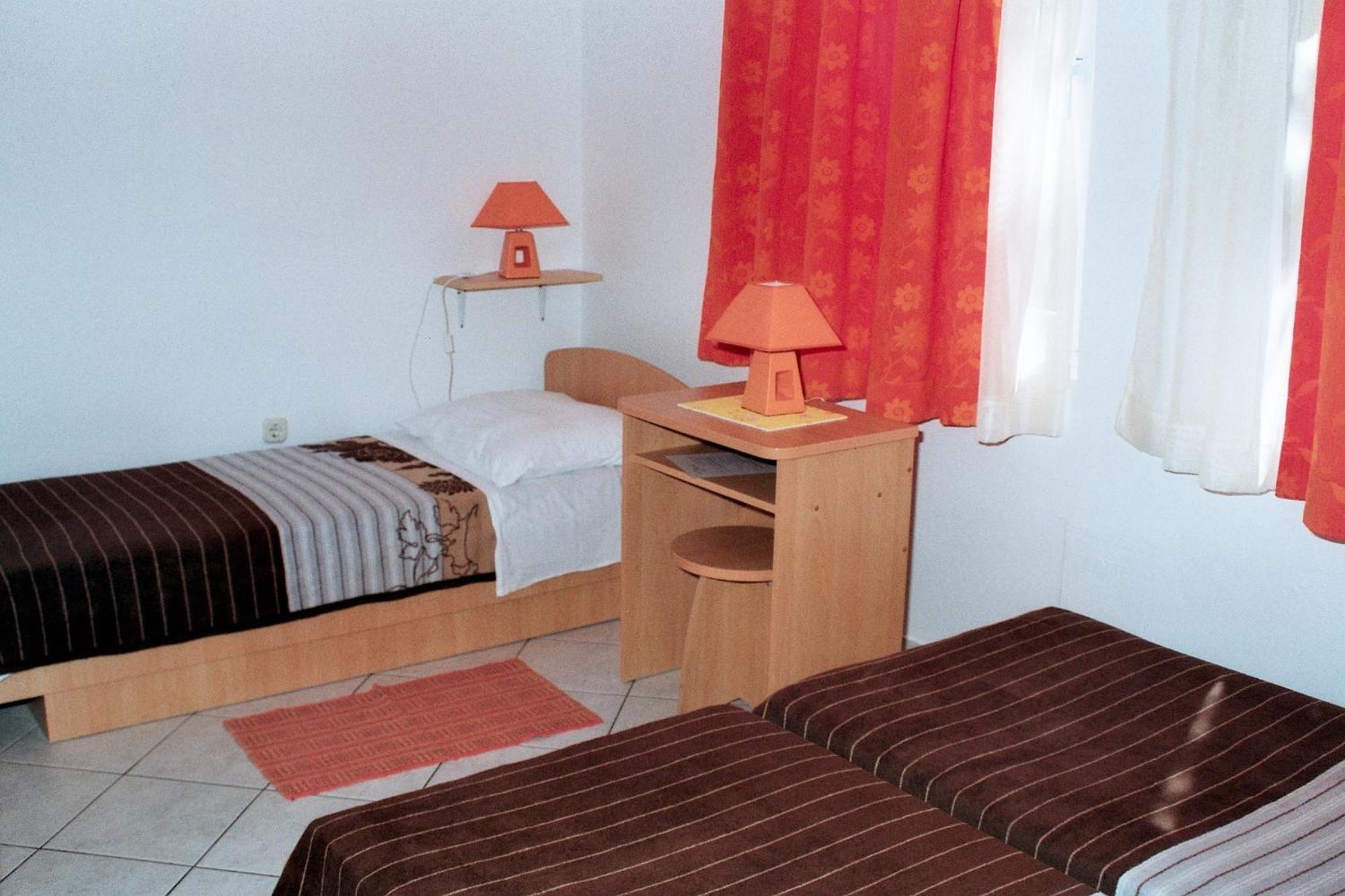 Hostel Amfora Fazana Ngoại thất bức ảnh