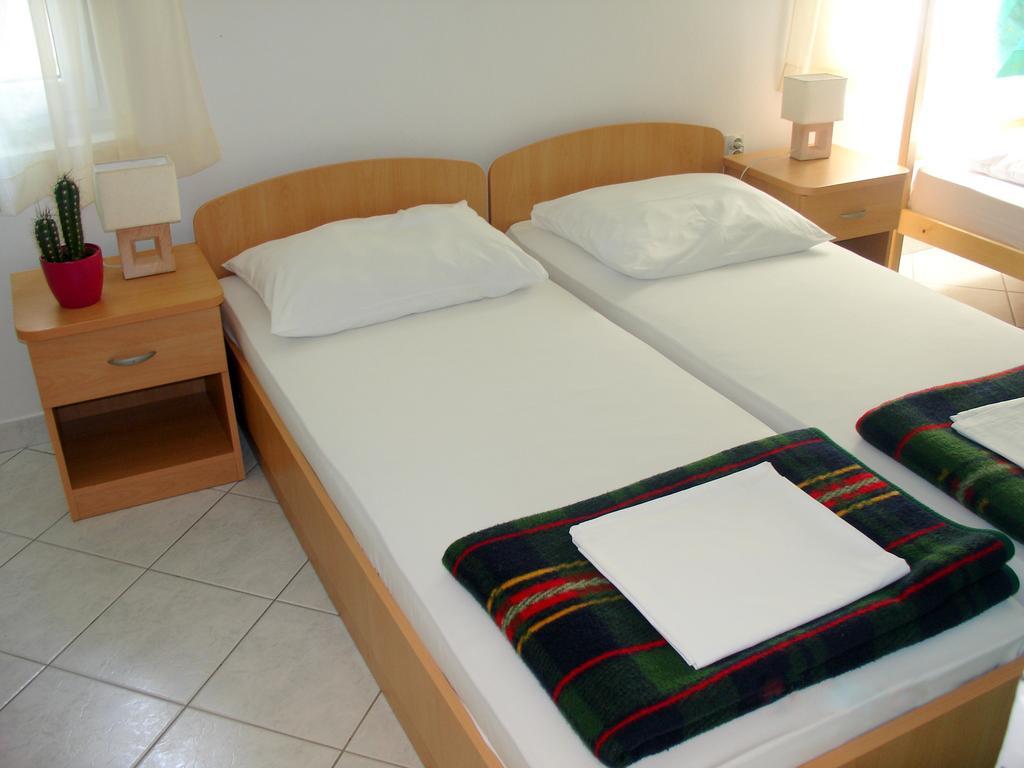 Hostel Amfora Fazana Phòng bức ảnh