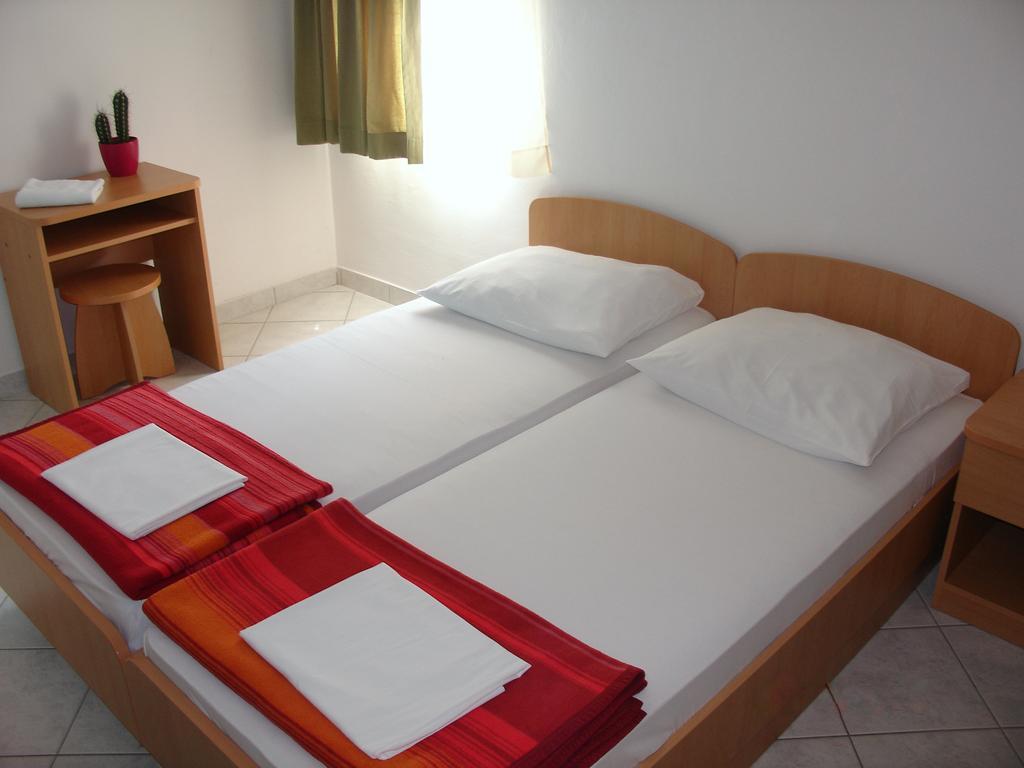 Hostel Amfora Fazana Phòng bức ảnh